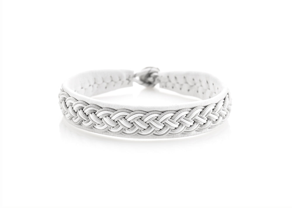 Pewter bracelet 1018